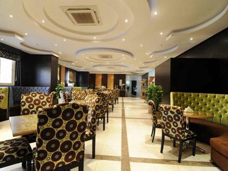 Rose Garden Hotel Riad Restaurante foto
